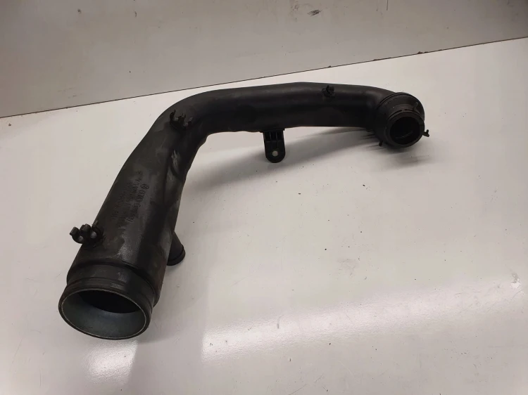 RURA SSĄCA INTERCOOLERA AUDI VW SKODA 1K0129654AD