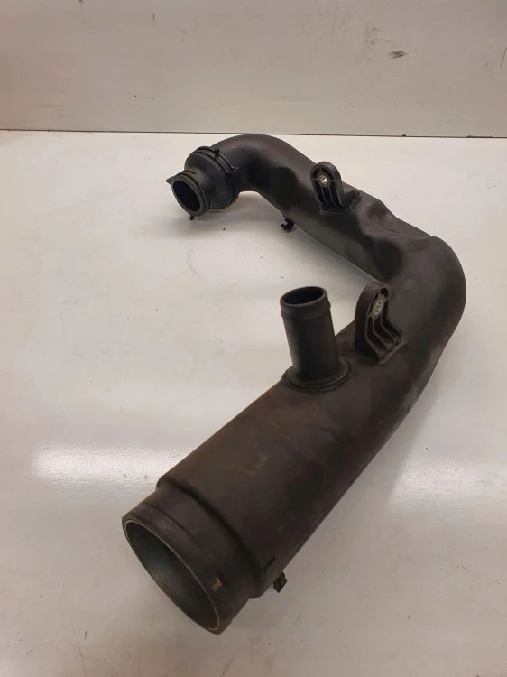 RURA SSĄCA INTERCOOLERA AUDI VW SKODA 1K0129654AD