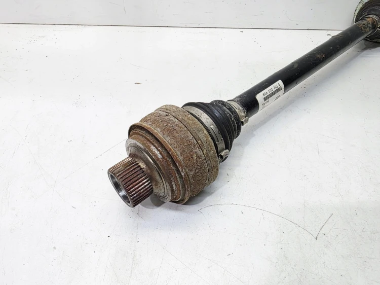 PÓŁOŚ LEWY LUB PRAWY TYŁ AUDI Q5 FY 80A501203E