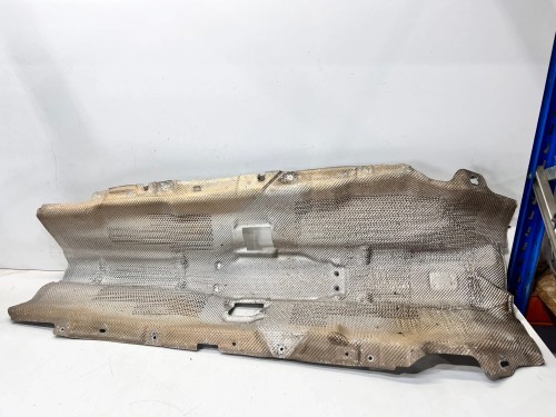 OSŁONA TERMICZNA TUNELU AUDI TT 8J 8J0825661D