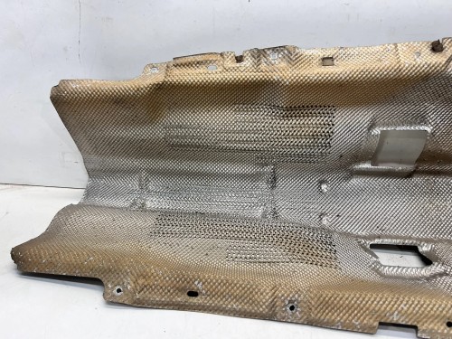 OSŁONA TERMICZNA TUNELU AUDI TT 8J 8J0825661D