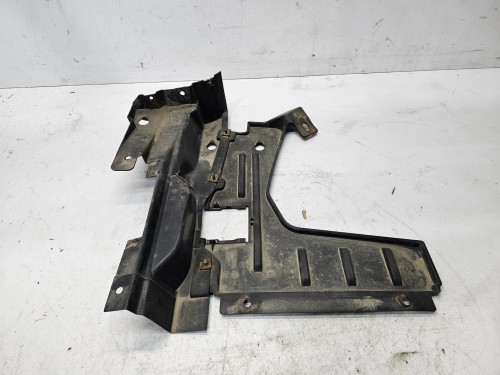 OSŁONA PODWOZIA TYŁ AUDI Q3 8U 8U0825214E 8U0825216B