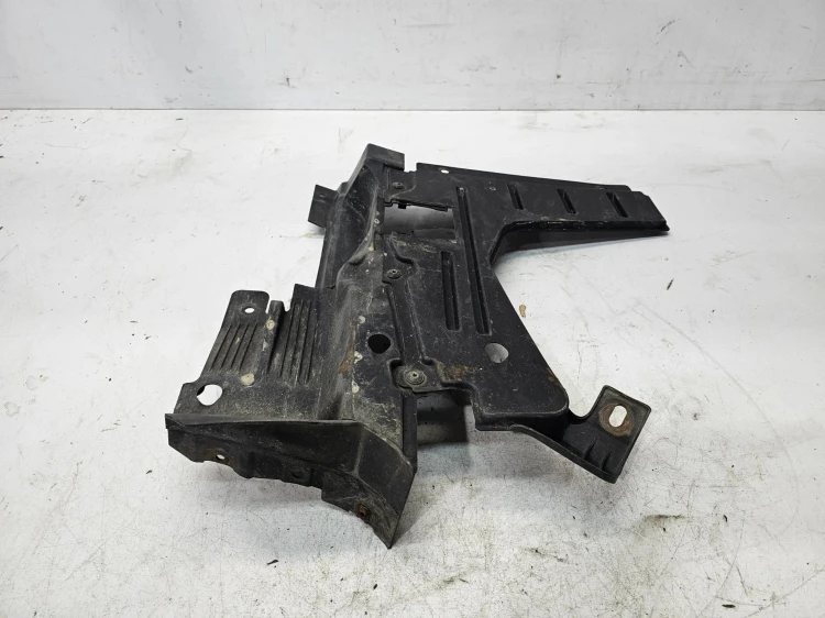 OSŁONA PODWOZIA TYŁ AUDI Q3 8U 8U0825214E 8U0825216B
