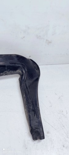 WYGŁUSZENIE BŁOTNIKA PRAWE AUDI A4 B8 8K0821112A