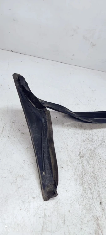 WYGŁUSZENIE BŁOTNIKA PRAWE AUDI A4 B8 8K0821112A