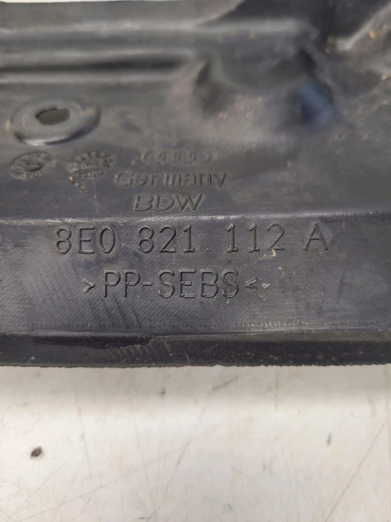 WYGŁUSZENIE BŁOTNIKA PRAWE AUDI A4 B7 8E0821112A