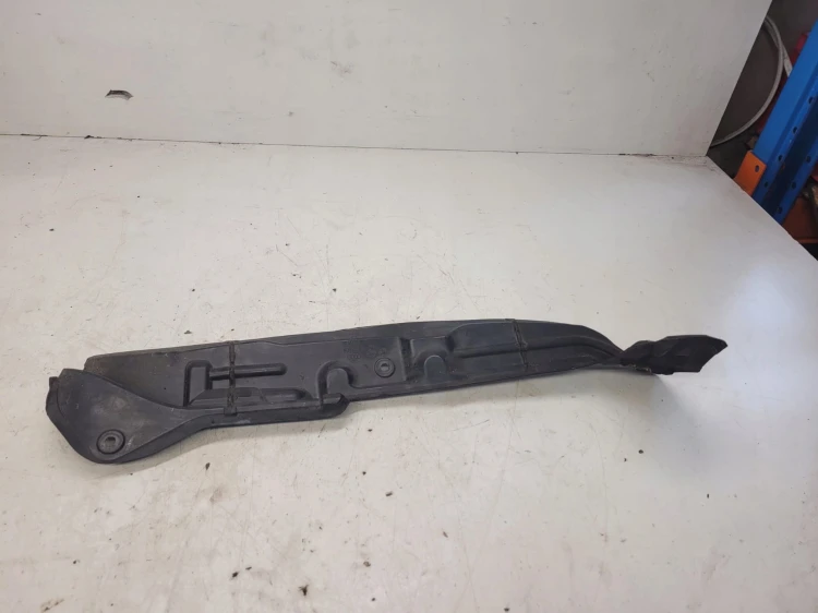 WYGŁUSZENIE BŁOTNIKA PRAWE AUDI A4 B7 8E0821112A
