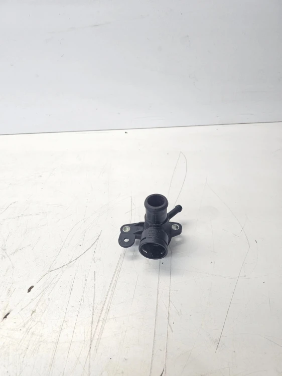 KRÓCIEC WODY TRÓJNIK AUDI A4 B8 A5 A6 06J121132G