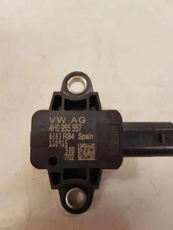 CZUJNIK UDERZENIOWY AUDI A6 C7 A7 4H0955557