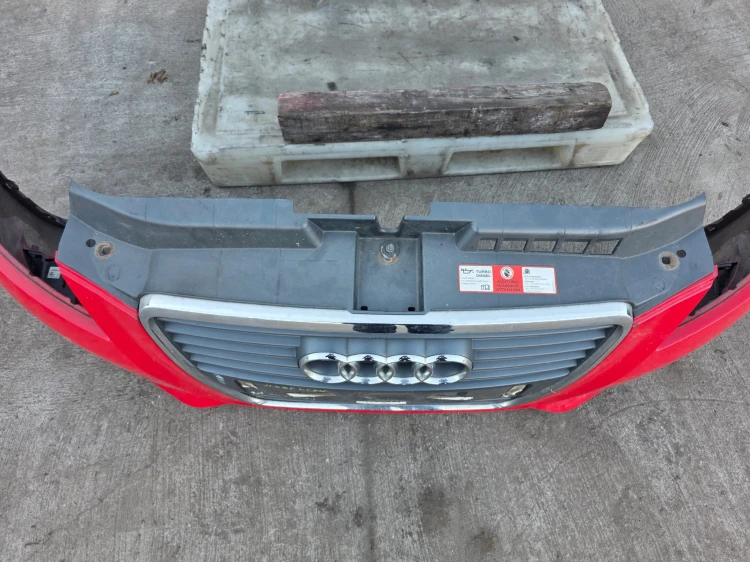 ZDERZAK PRZÓD AUDI A3 8P LIFT 2008-2011 LY3J KOMPLETNY !!!
