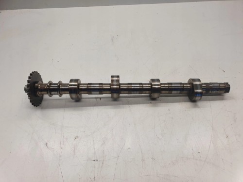 WAŁEK ROZRZĄDU AUDI A6 S4 4,2 BBK BAT 079109570AN