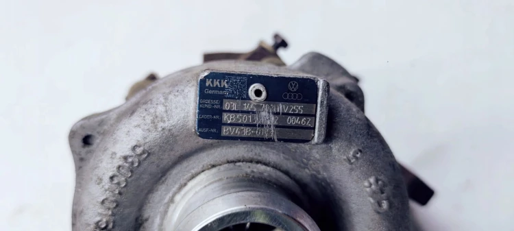 TURBOSPRĘŻARKA AUDI A4 A5 2.0 TDI 03L145702H USZK
