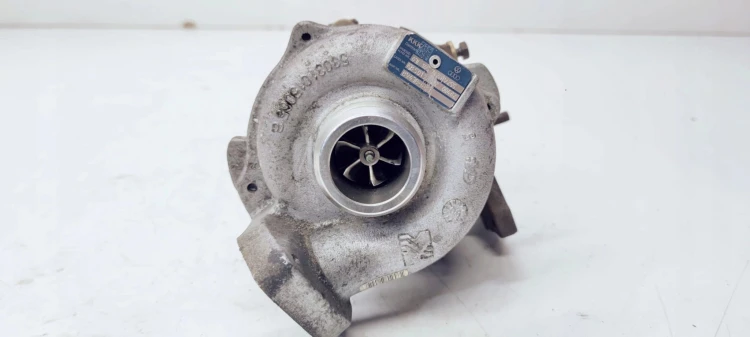 TURBOSPRĘŻARKA AUDI A4 A5 2.0 TDI 03L145702H USZK