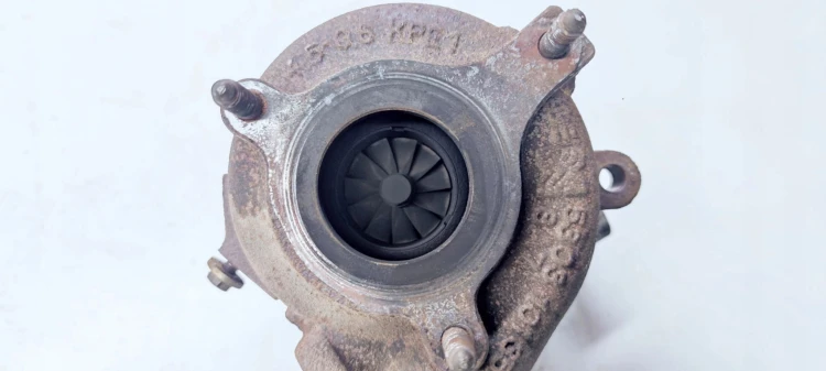 TURBOSPRĘŻARKA AUDI A4 A5 2.0 TDI 03L145702H USZK
