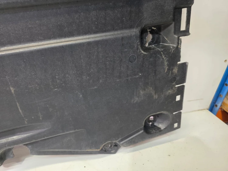 OSŁONA PODWOZIA LEWA LEWY PRZÓD DUŻA AUDI A5 8F CABRIO 8F0825207