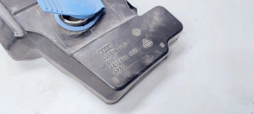 WLEW PŁYNU DO SPRYSKIWACZY AUDI A6 C7 A7 4G1955462