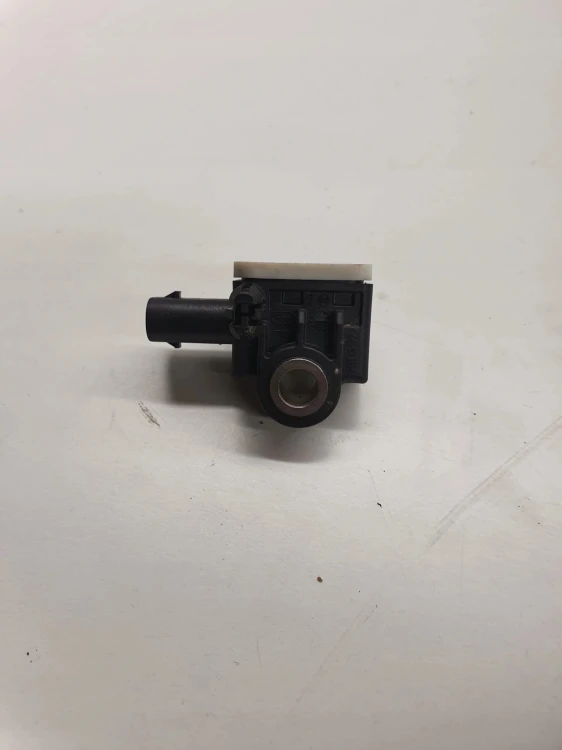 CZUJNIK UDERZENIOWY AUDI A6 C6 LIFT 4F0959643B