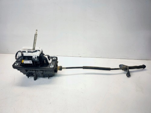 WYBIERAK BIEGÓW LEWAREK AUDI A4 B8 A5 8T 8K2713041AD
