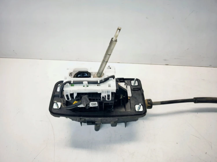 WYBIERAK BIEGÓW LEWAREK AUDI A4 B8 A5 8T 8K2713041AD