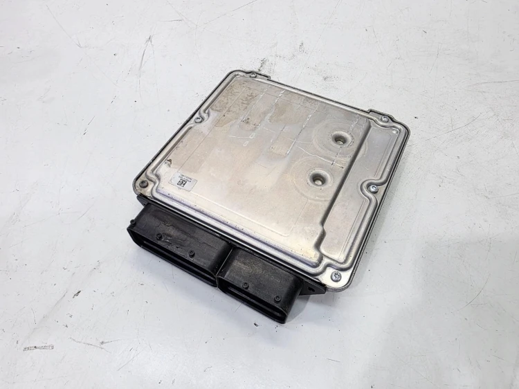 KOMPUTER STEROWNIK SILNIKA AUDI A3 8P 2.0 TFSI 0261S02076 8P0907115B