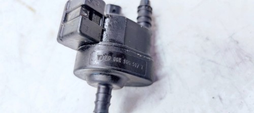 ZAWÓR PODCIŚNIENIA AUDI VW SEAT SKODA 06H906517T