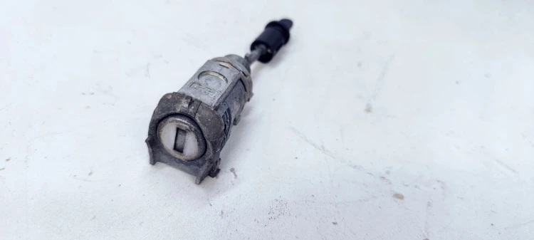 WKŁADKA DRZWI LEWY PRZÓD AUDI A4 B8 A5 8T1837167