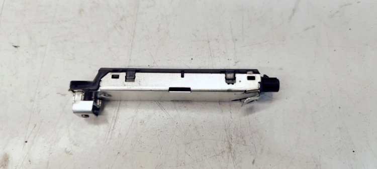 WZMACNIACZ ANTENOWY AUDI A3 8V 8V4035225D