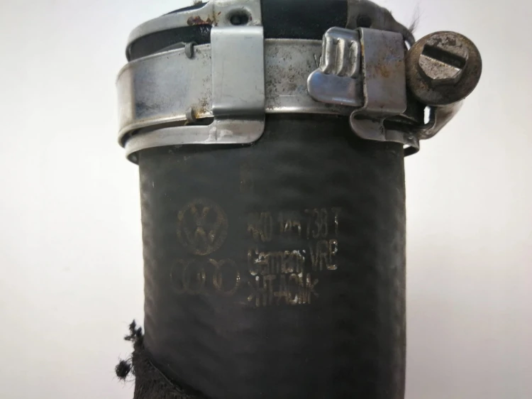 RURA WĄŻ INTERCOOLERA AUDI A4 B8 A5 8K0145738T