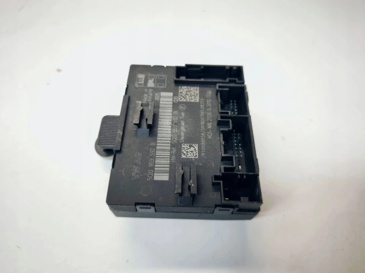 MODUŁ STEROWNIK DRZWI AUDI A3 Q3 F3 5Q0959592B