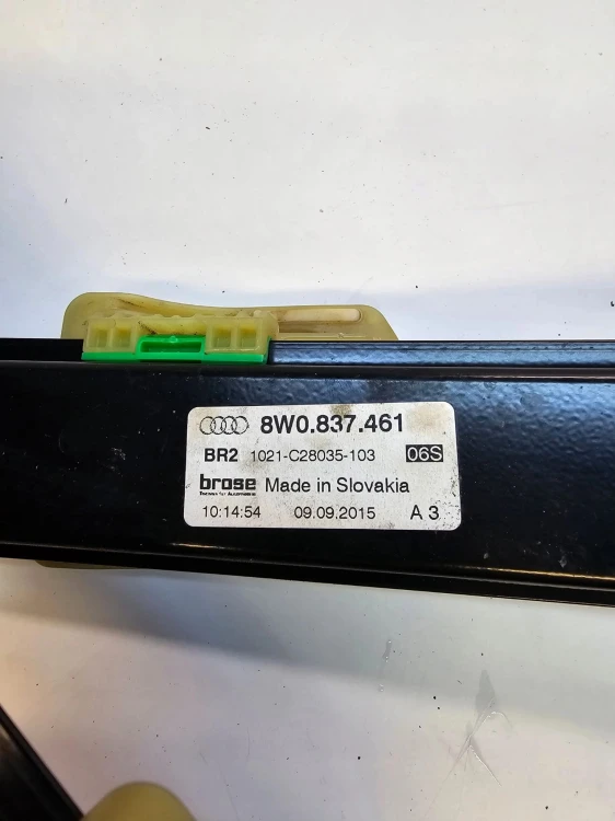 MECHANIZM SZYBY LEWY PRZÓD AUDI A4 B9 8W0837461