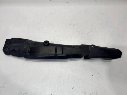 WYGŁUSZENIE BŁOTNIKA LEWE AUDI A4 B9 8W0821112A