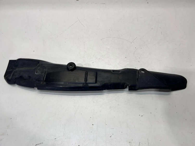 WYGŁUSZENIE BŁOTNIKA LEWE AUDI A4 B9 8W0821112A