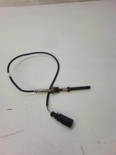 CZUJNIK TEMPERATURY SPALIN AUDI VW 059906088AF