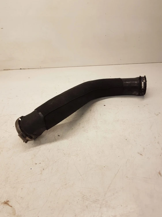 RURA WĄŻ INTERCOOLERA AUDI A6 C6 4F0145737J