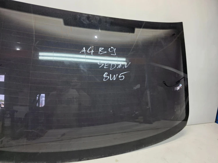 SZYBA TYLNA TYŁ AUDI A4 B9 SEDAN 8W5845501 2016R *2*