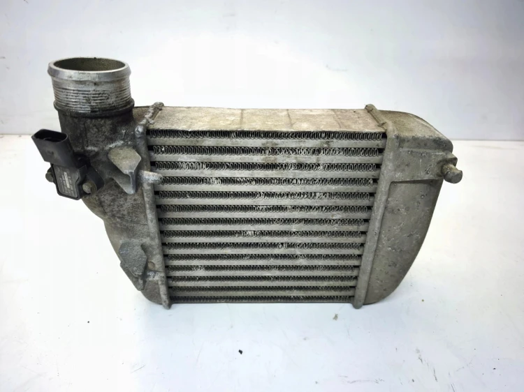 INTERCOOLER CHŁODNICA POWIETRZA LEWA AUDI A6 C6 2.0 TDI TFSI 4F0145805M