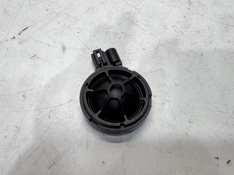 GŁOŚNIK WYSOKOTONOWY AUDI TT 8J0035399