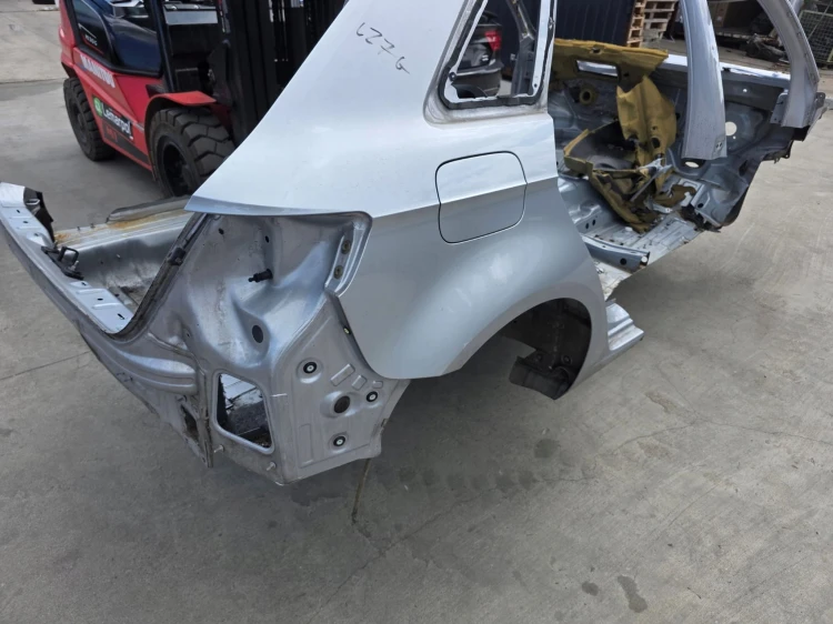 ĆWIARTKA BŁOTNIK TYŁ PRAWA STRONA AUDI A3 8V 5-DRZWI SPORTBACK 2011-2018 *2