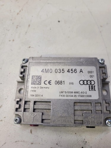 WZMACNIACZ ANTENOWY AUDI A4 A5 A6 Q7 4M0035456A