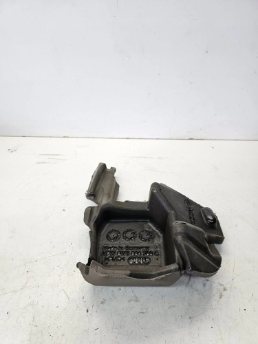 WYGŁUSZENIE BŁOTNIKA PRAWE AUDI A4 B9 SEDAN 8W5864786C