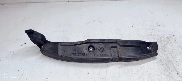 WYGŁUSZENIE BŁOTNIKA PRAWE AUDI A3 D3 4E0821112A