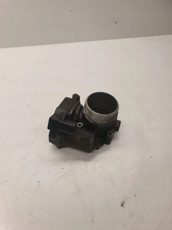 PRZEPUSTNICA AUDI A4 B8 A5 VOLKSWAGEN SEAT SKODA 1,8 2,0 TFSI 06F133062J