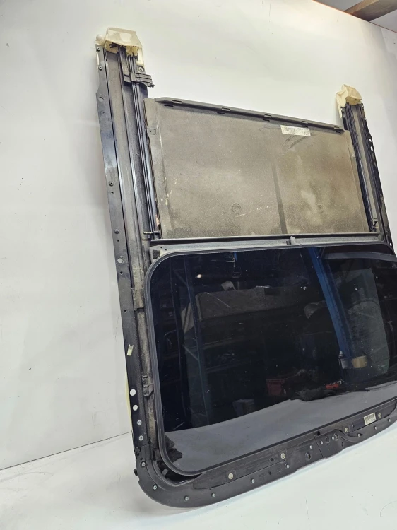 SZYBERDACH KOMPLET AUDI A3 8P LIFT 8P0877041 4L7