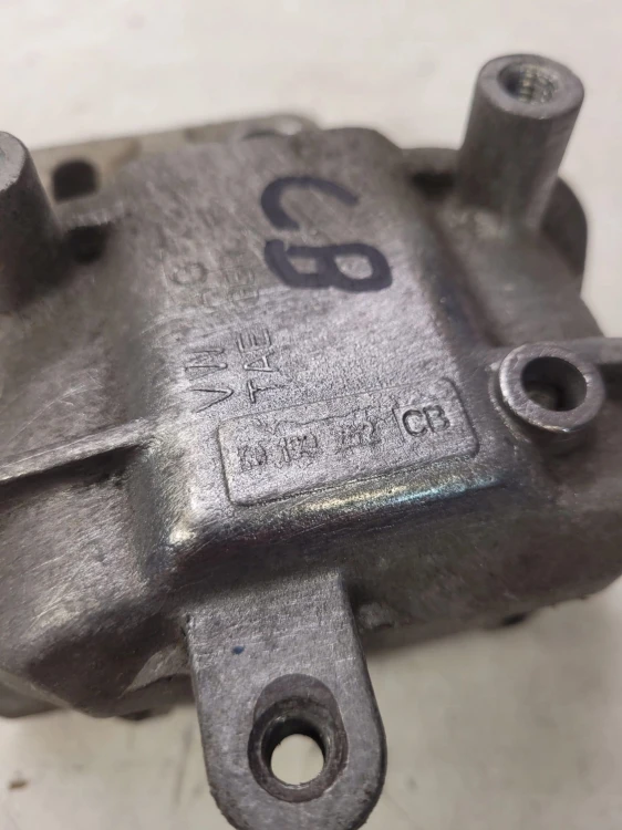 ŁAPA PODUSZKA SILNIKA AUDI VW SEAT 1K0199262CB