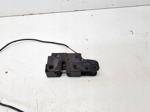 ZAMEK MASKI RYGIEL AUDI A3 8P LIFT 08-12 8P0823509H