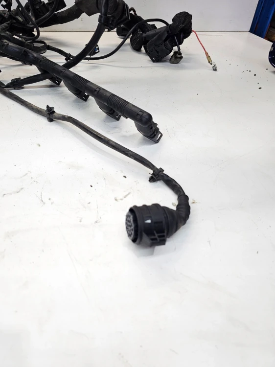 WIĄZKA INSTALACJA SILNIKA AUDI A6 C6 2.0 TFSI 4F1971072HP