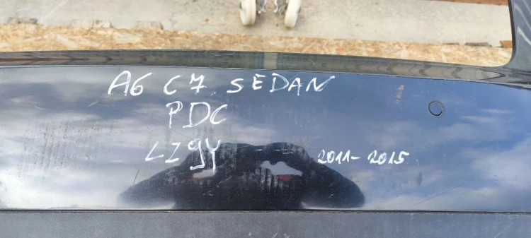 ZDERZAK TYŁ AUDI A6 C7 SEDAN LZ9Y PDC 2011-2015