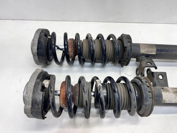 AMORTYZATOR PRZÓD KOMPLET BMW F10 ENAC43400 17626553103