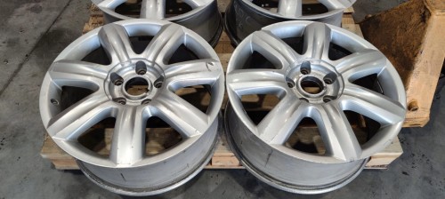 FELGA FELGI KOMPLET AUDI Q7 4L VW TOUAREG 8.5J R19 ET62 5X130 4L0601025C