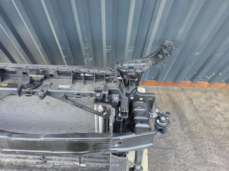 PAS PRZEDNI KOMPLETNY AUDI A3 8Y 1.5 TFSI ORYGINAŁ !!!